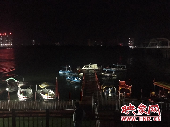 南阳大事件:狂风暴雨骤至 万家渔火餐厅"离家"