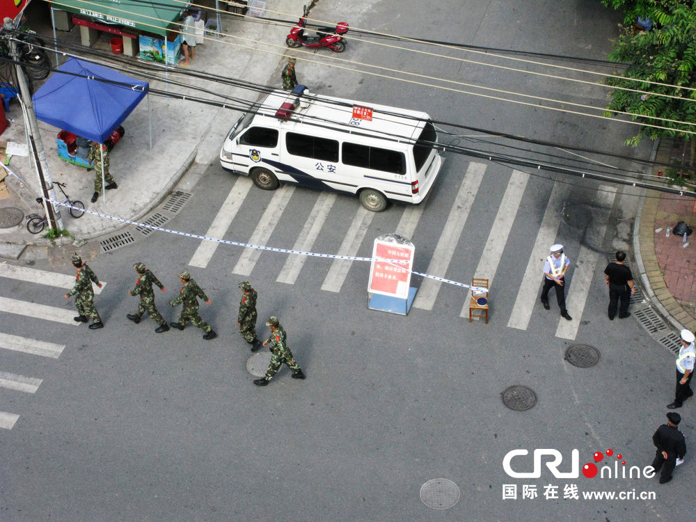 2013年07月10日，广西壮族自治区北海市，武警巡逻。图片来源：飞影/CFP