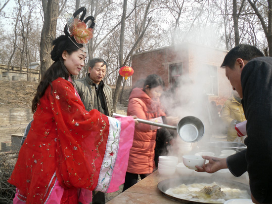 春满商都逛庙会 龙马精神过大年