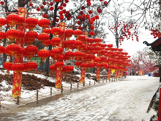 欢天喜地开封城 原汁原味中国年