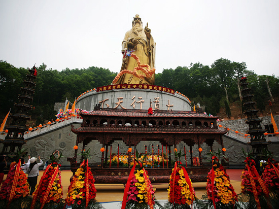 三八节各大景区优惠出炉 女性及陪同的男性也免门票