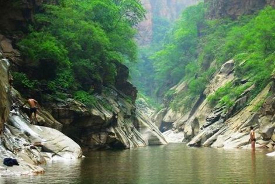 [旅游攻略]轻松愉快过周末 潇洒游河南山水美景