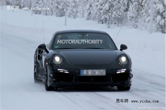 新保时捷911 turbo谍照