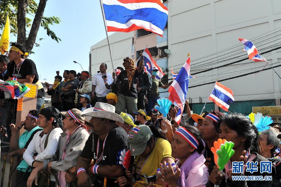 泰国反政府示威者阻止大选登记工作