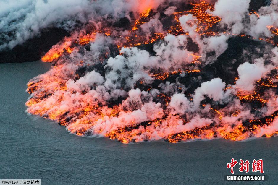 冰岛巴达本加火山爆发