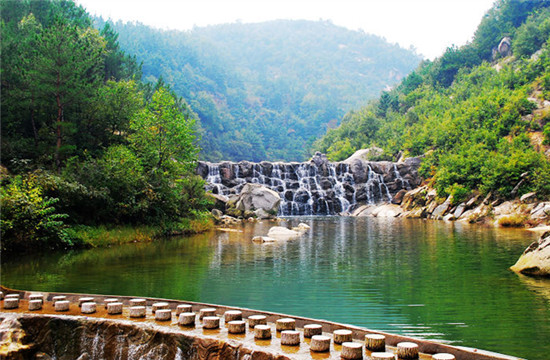 行走低10℃的五朵山 点燃夏日激情狂欢